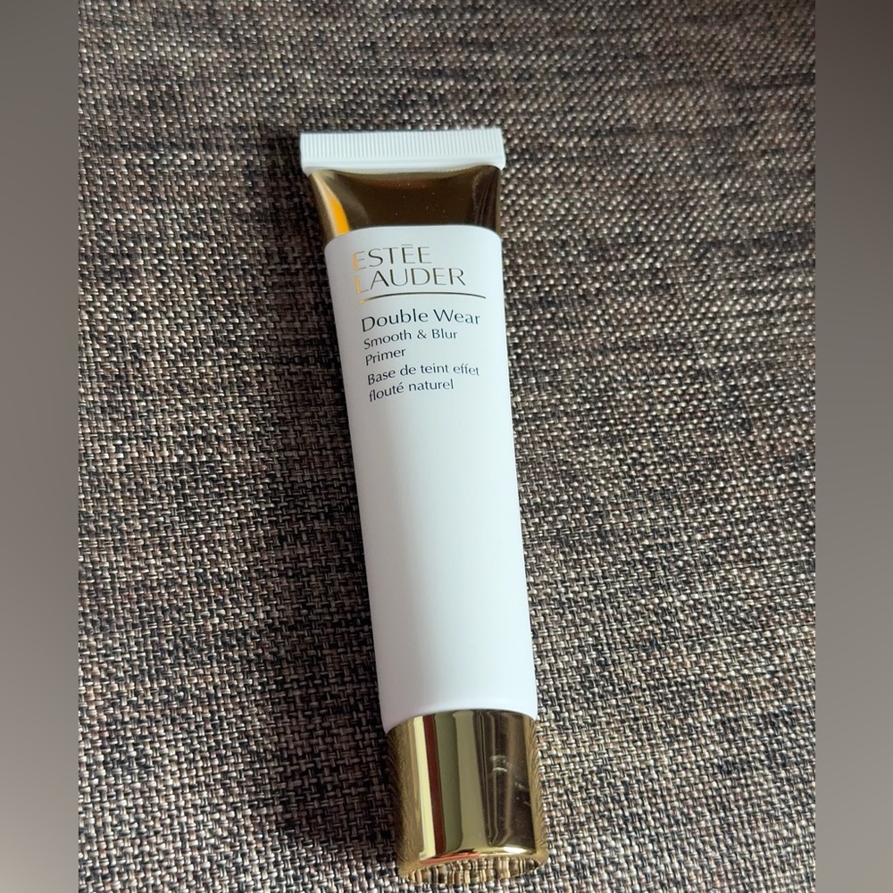 Estée Lauder Double Wear
Smooth & Blur Primer 40ml